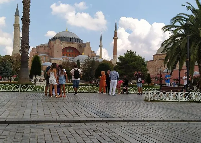 Medellin Апарт-отель Стамбул