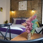 Medellin Apartahotel
